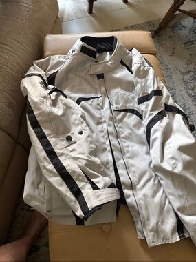 HWK motorcycle armor size med in gray and black jacket